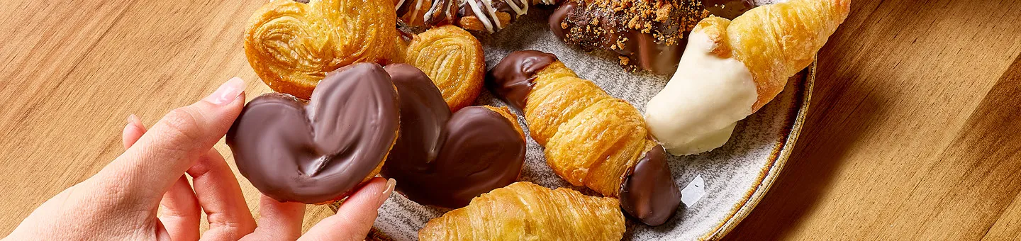 Las Santas y Glorias: Croissants dulces o salados y palmeras