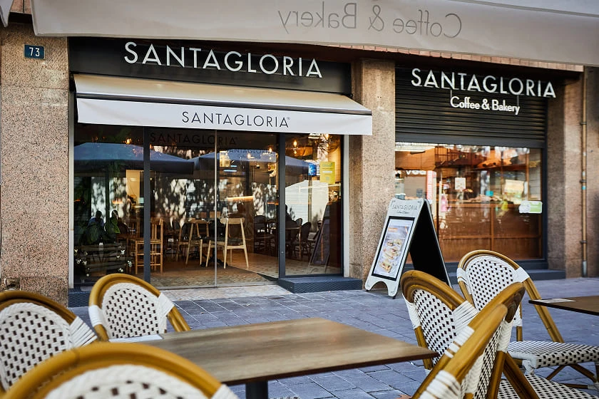 Santagloria celebra su apertura número 200: un impulso para la franquicia Santagloria